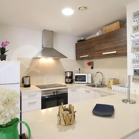 Lejlighed Moderno De 2 Con Jardin Privado A 100m De La Playa - Es-366-7 *